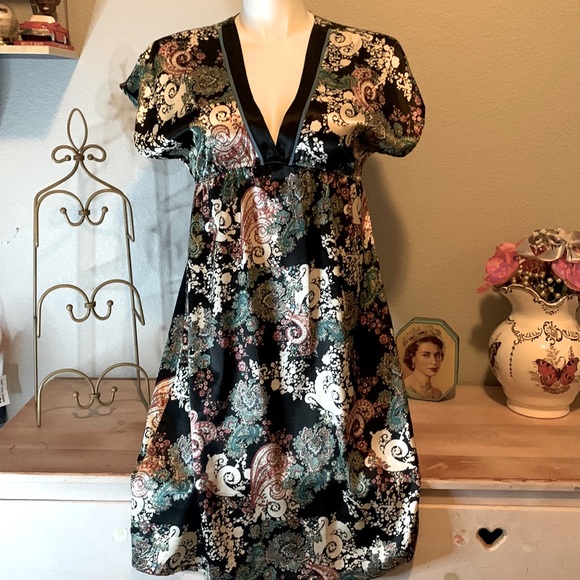 jonathan martin Dresses & Skirts - Paisley “Asian” inspired dress.